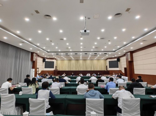 推進(jìn)閬中機場建設(shè)_副本.jpg